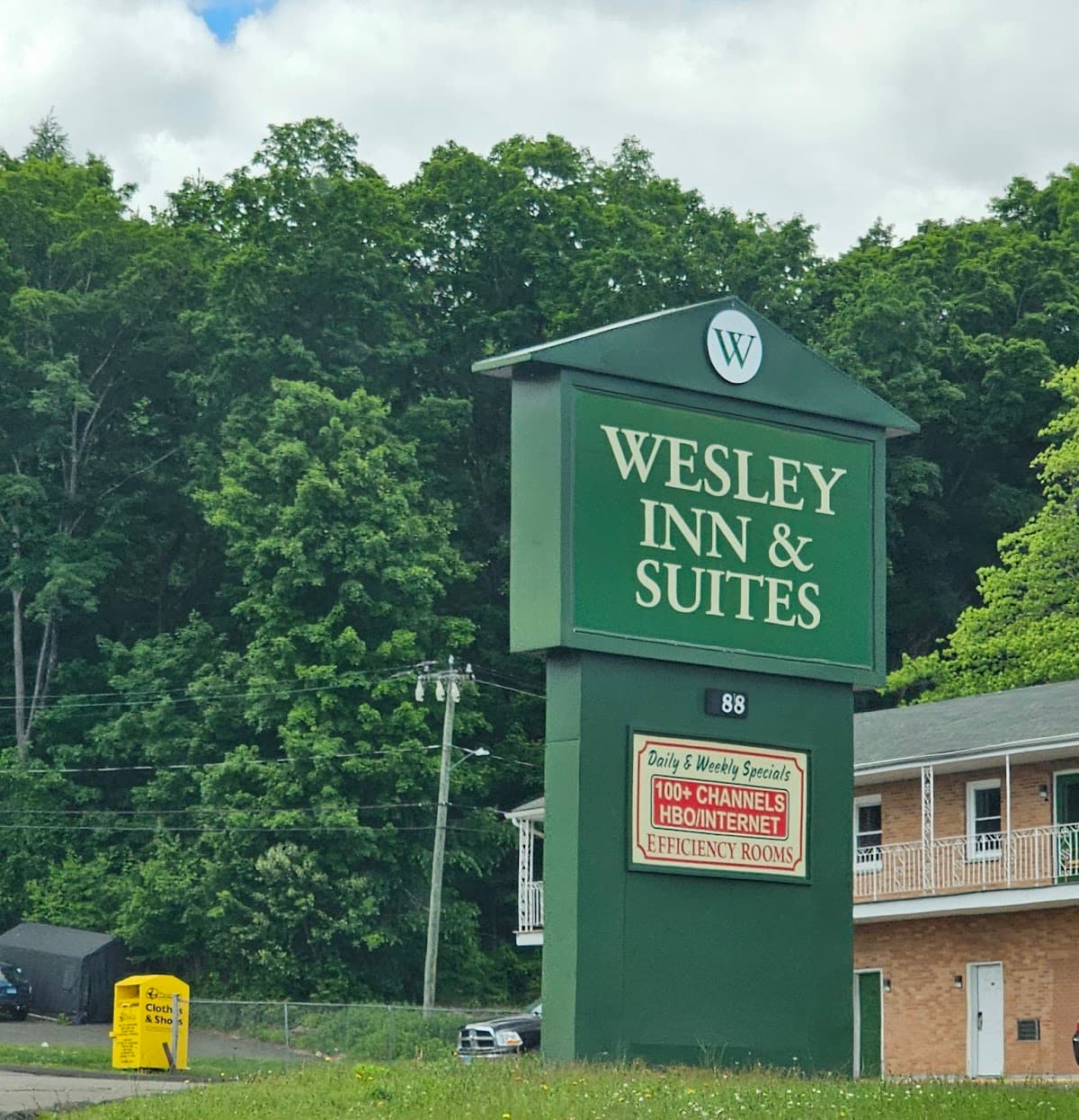 Wesley Inn & Suites