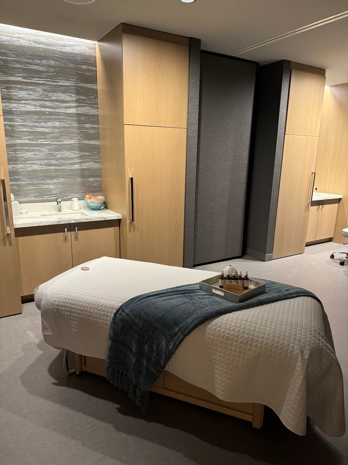 The Spa at Loews Arlington Hotel