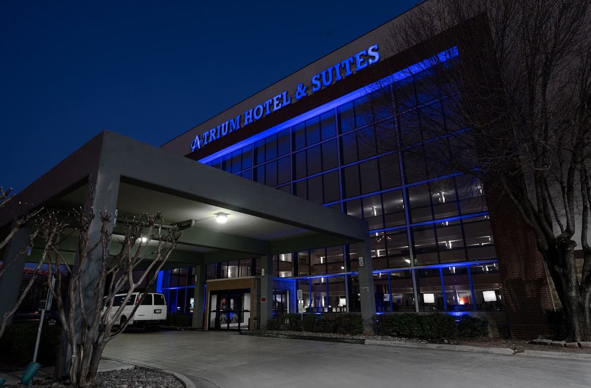 Atrium Hotel & Suites DFW