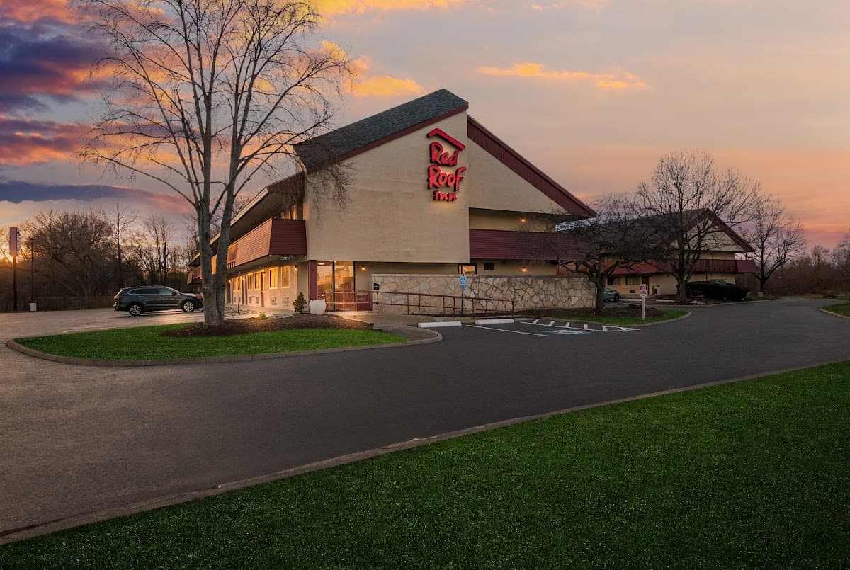 Red Roof Inn Enfield