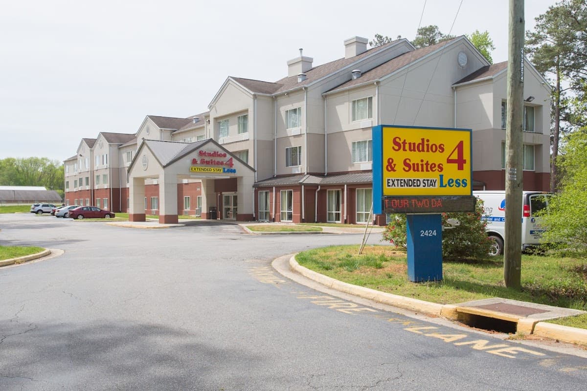 Studios & Suites 4 Less Gum Road