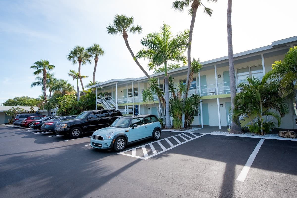 Regency Inn & Suites Sarasota