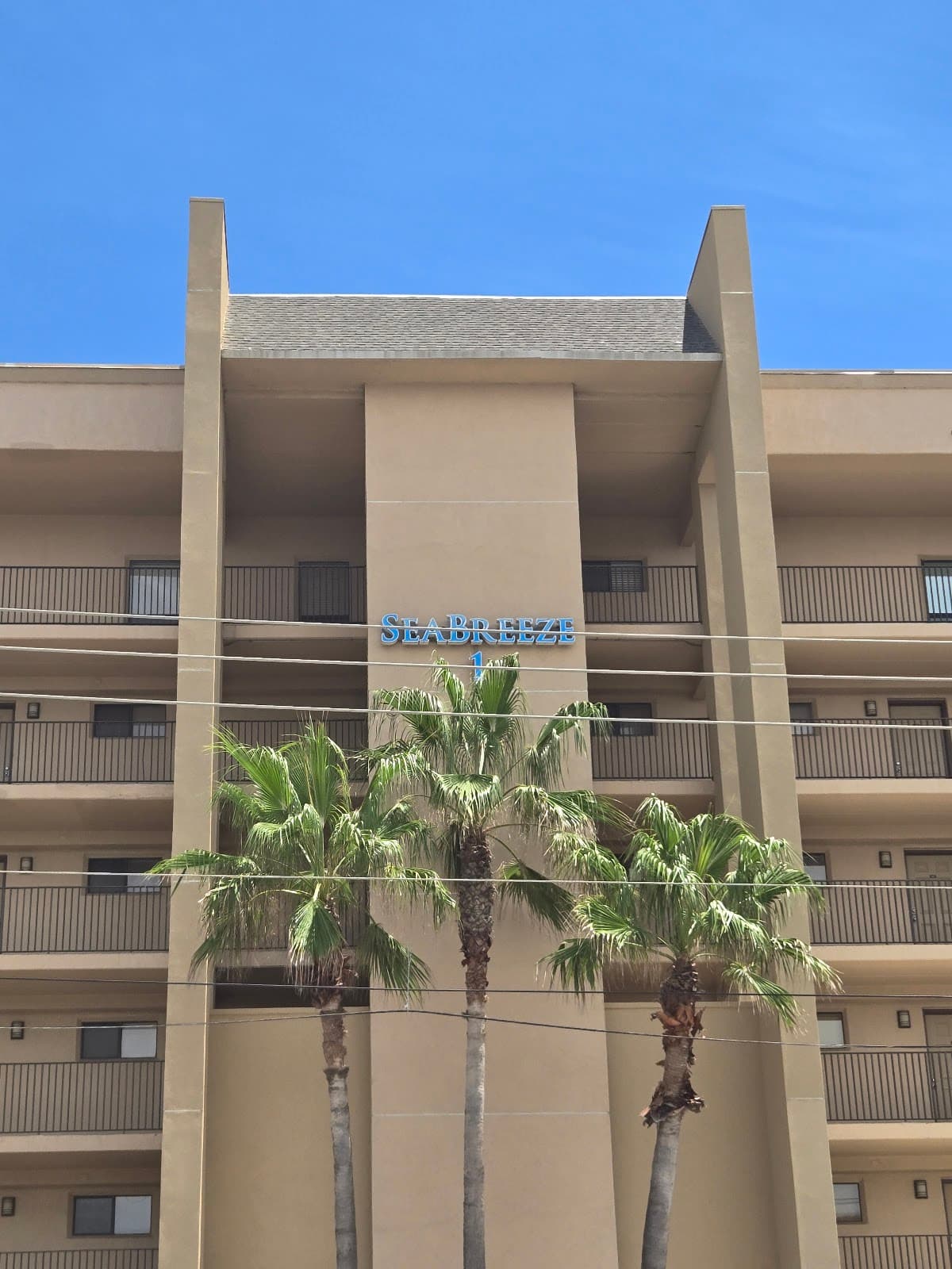 Seabreeze I Condominiums