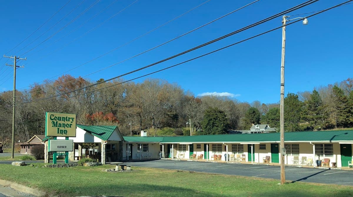 Country Manor Inn