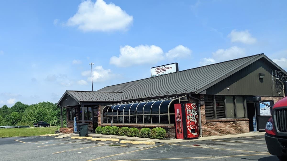 Mariann Travel Inn Scottsburg