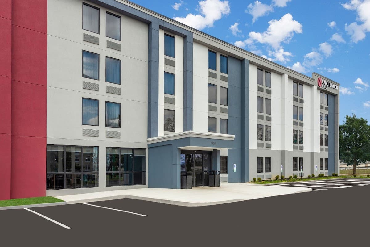 Candlewood Suites Columbus North, an IHG Hotel