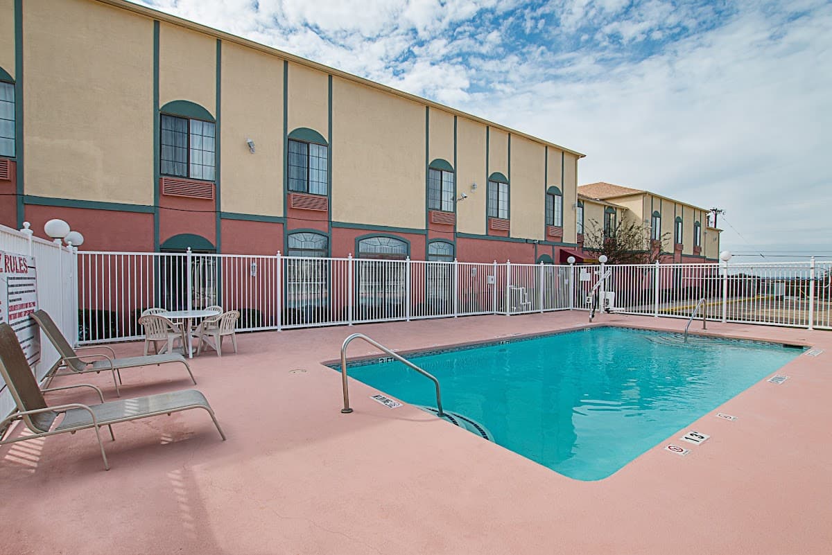 Quality Suites