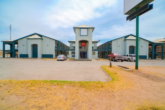 OYO Hotel Midland