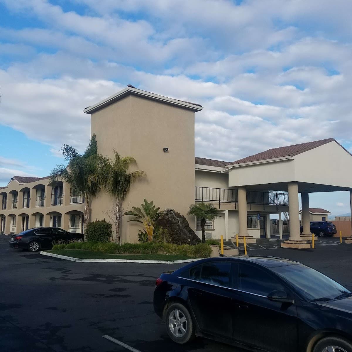 SureStay by Best Western Hollister