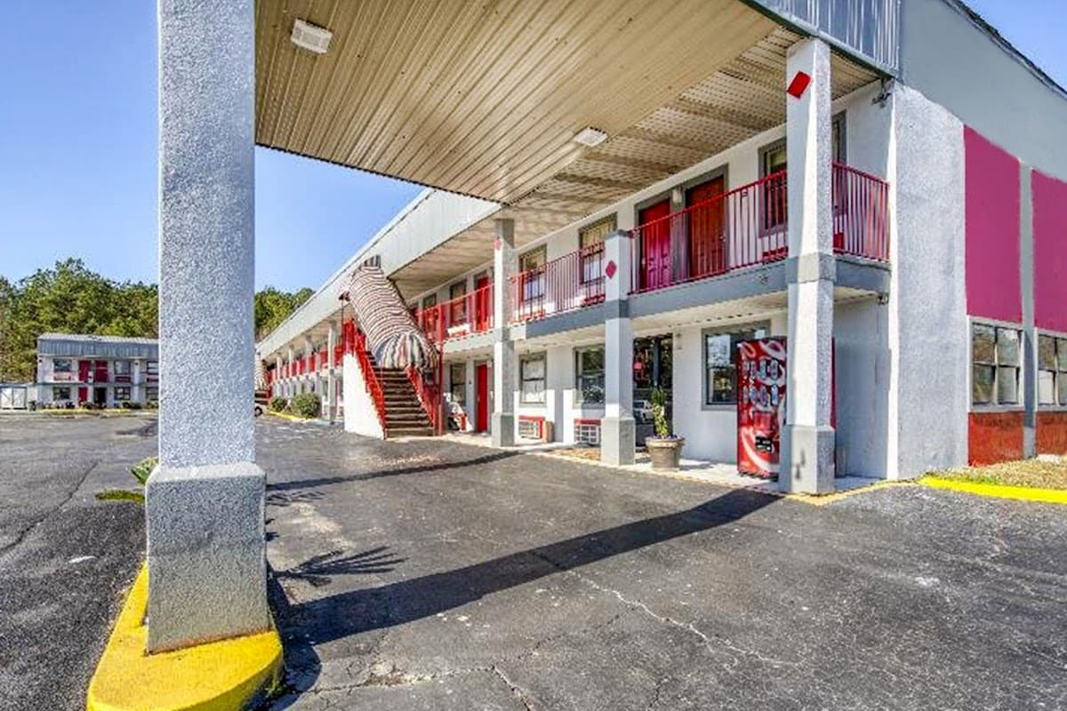 OYO Hotel Pineville LA Hwy 165