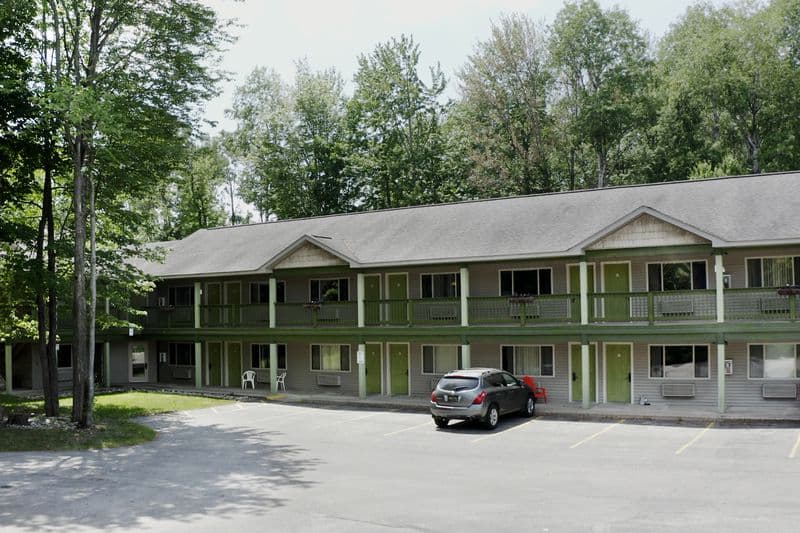 Bellaire Inn