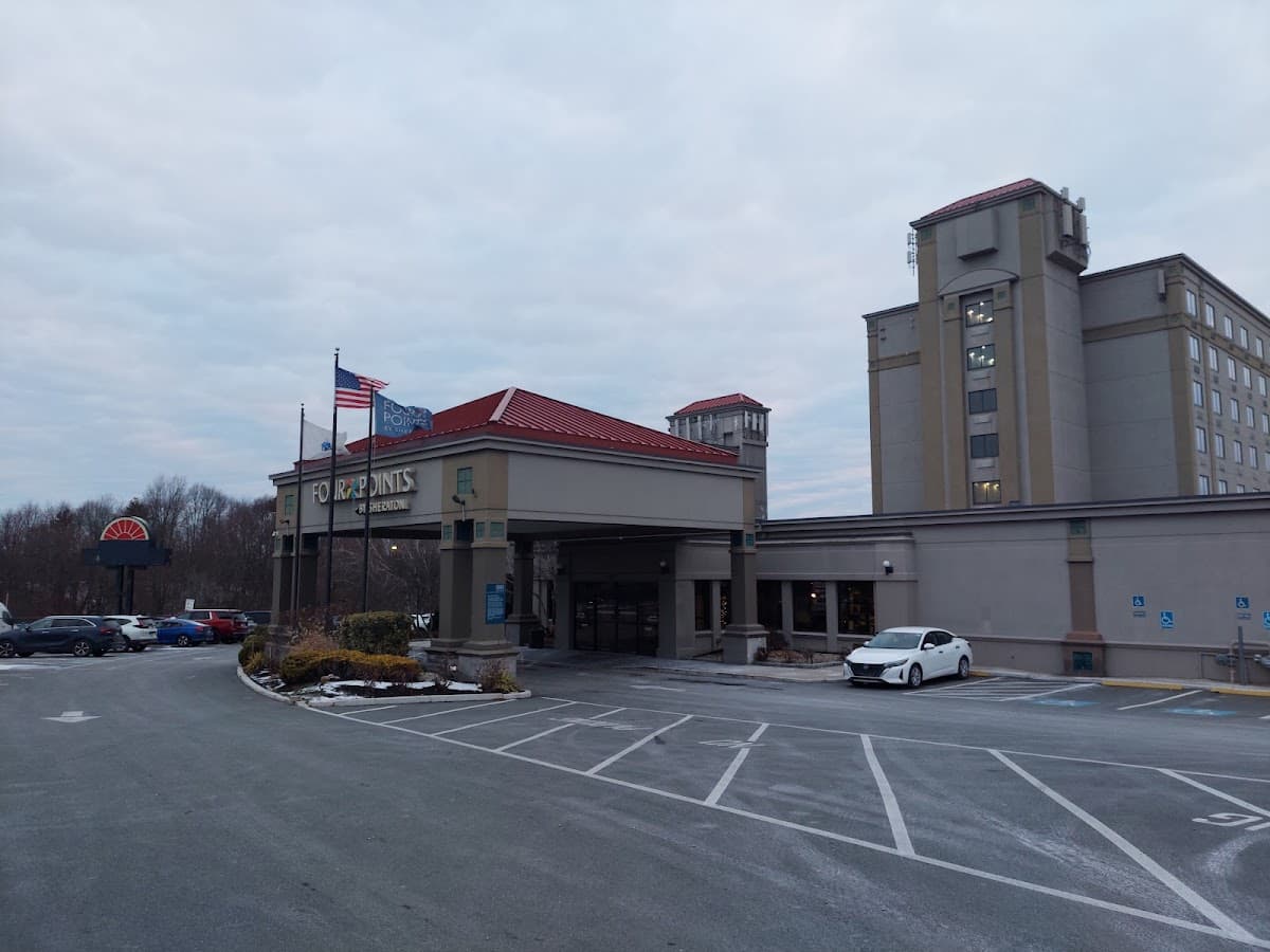 Four Points by Sheraton Boston Logan Airport Revere