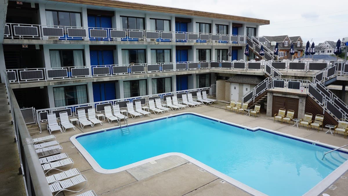 Windjammer Motor Inn