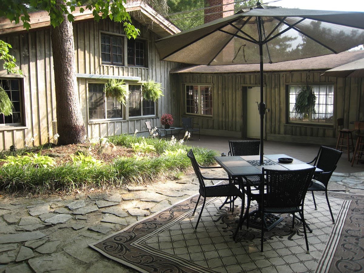 Fryemont Inn
