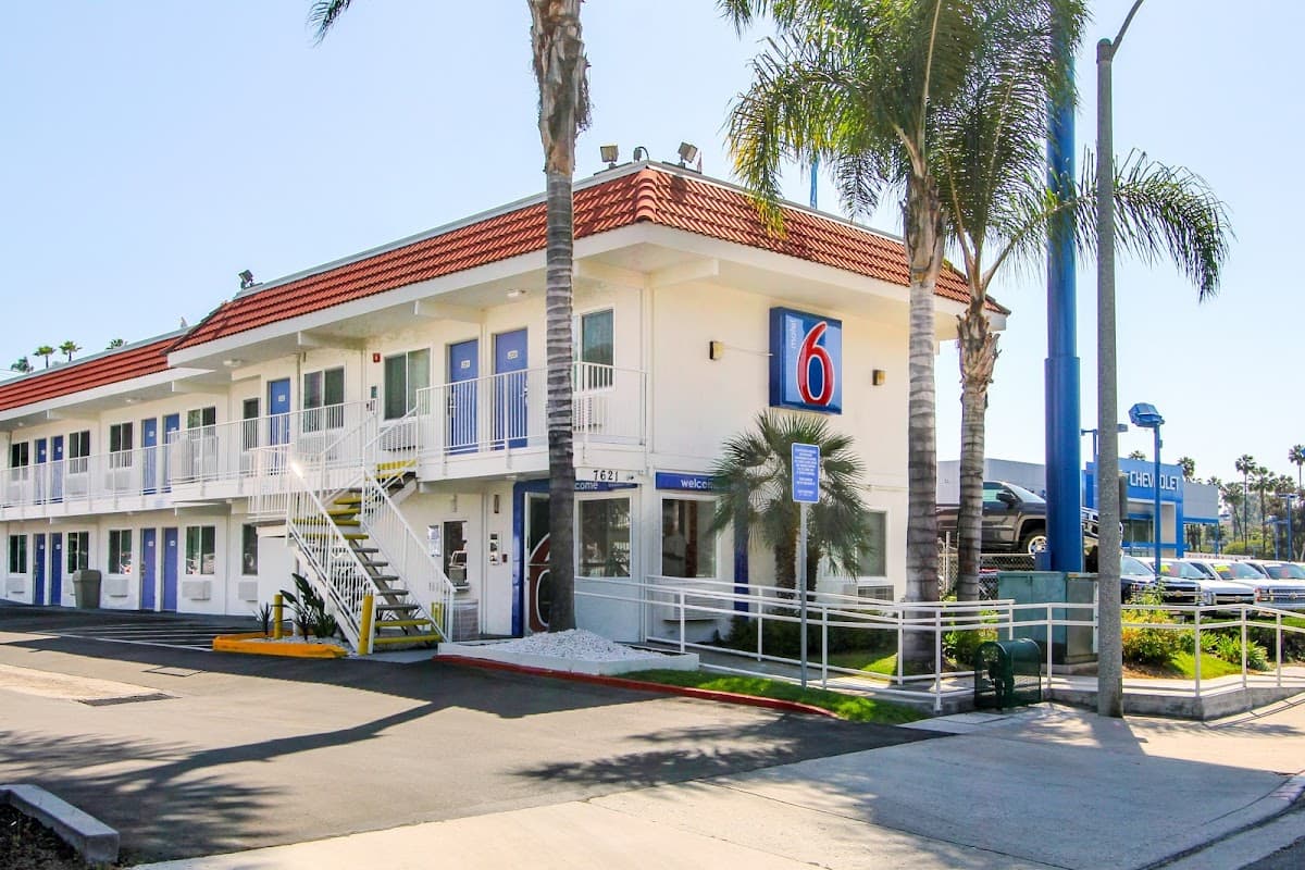 Motel 6 La Mesa, CA - San Diego