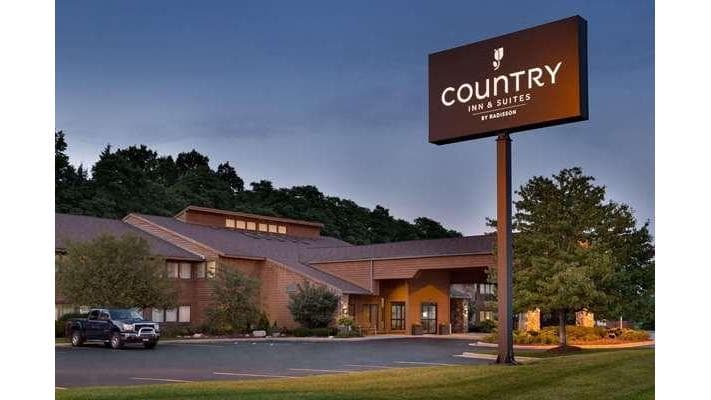 Country Inn & Suites by Radisson, Mishawaka, IN
