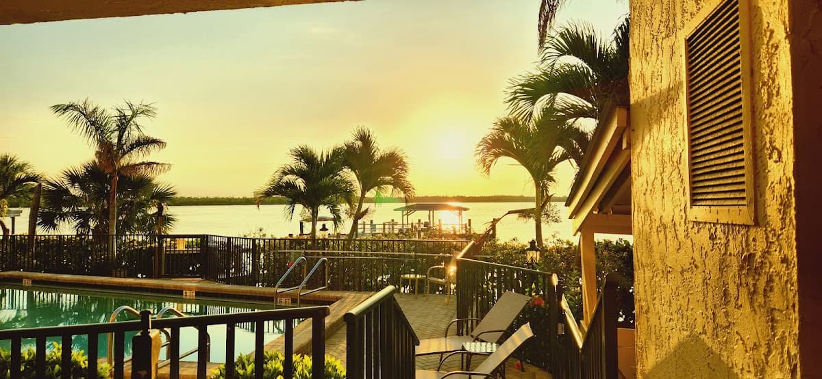 Sunrise Bay Resort Club