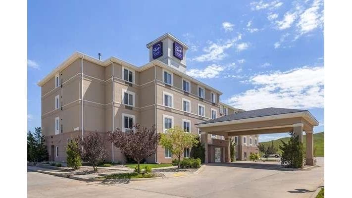 Sleep Inn & Suites
