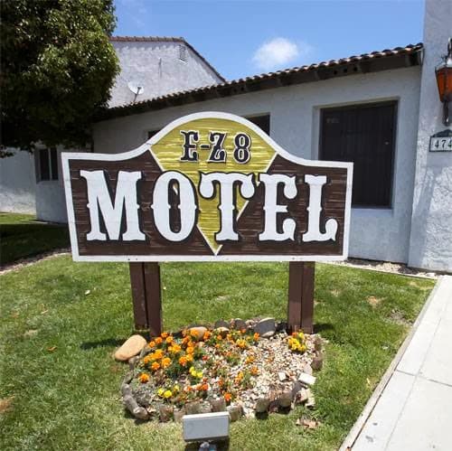 E-Z 8 Motel Old Town