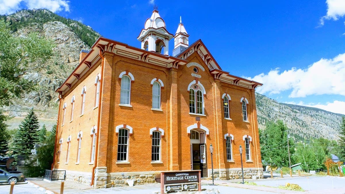 Discovery Lodge