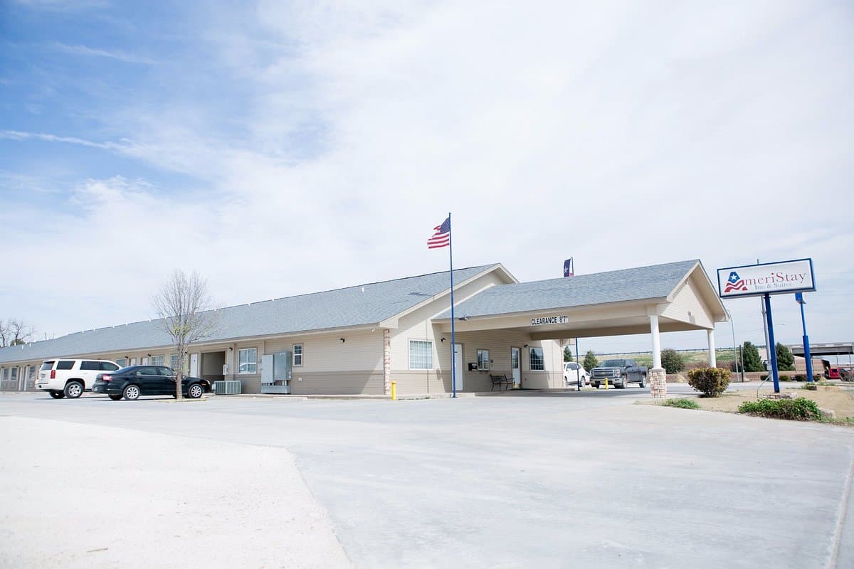 AmeriStay Inn & Suites Haskell Tx