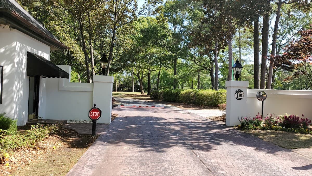 Landfall Gate on Eastwood