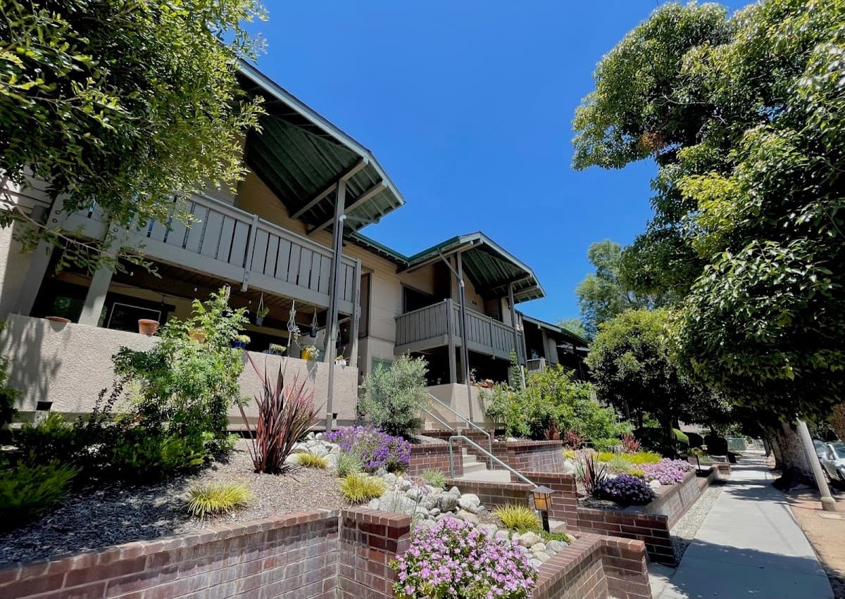 Windrose Place Apartments