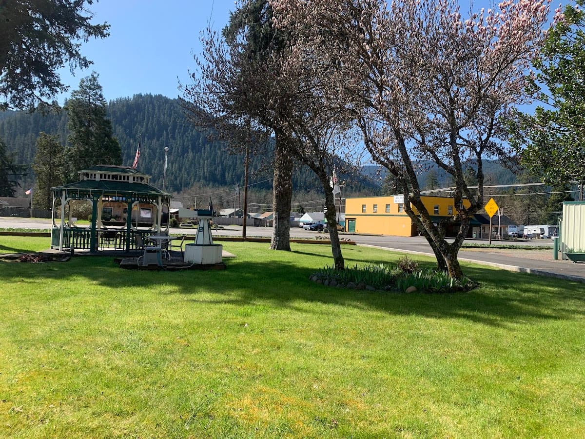 Cascade Motel