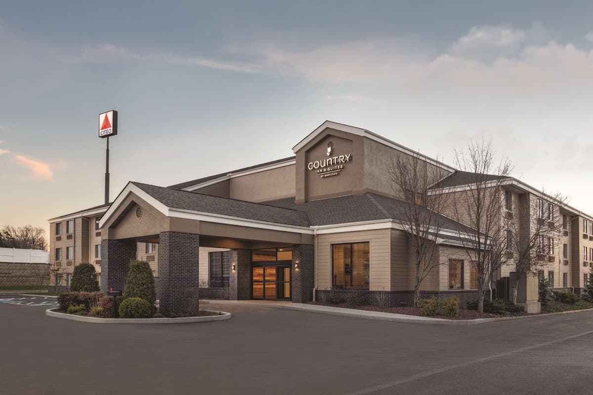 Country Inn & Suites by Radisson, Erie, PA