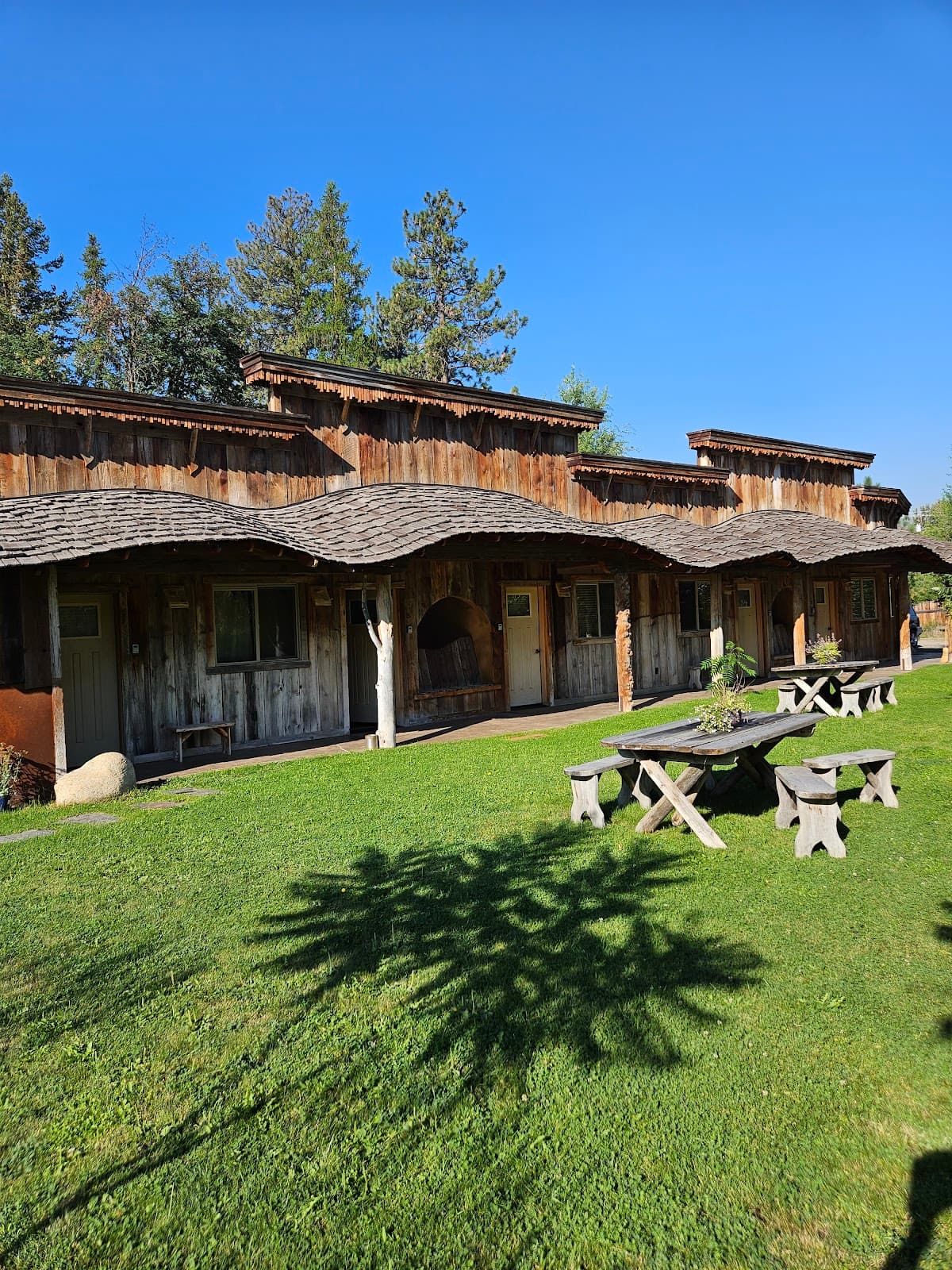 Bunkhouse Inn