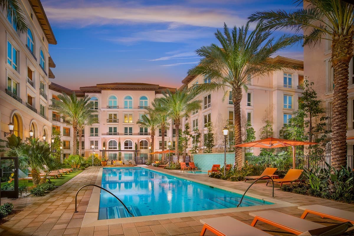 Santa Clara Square Apartment Homes