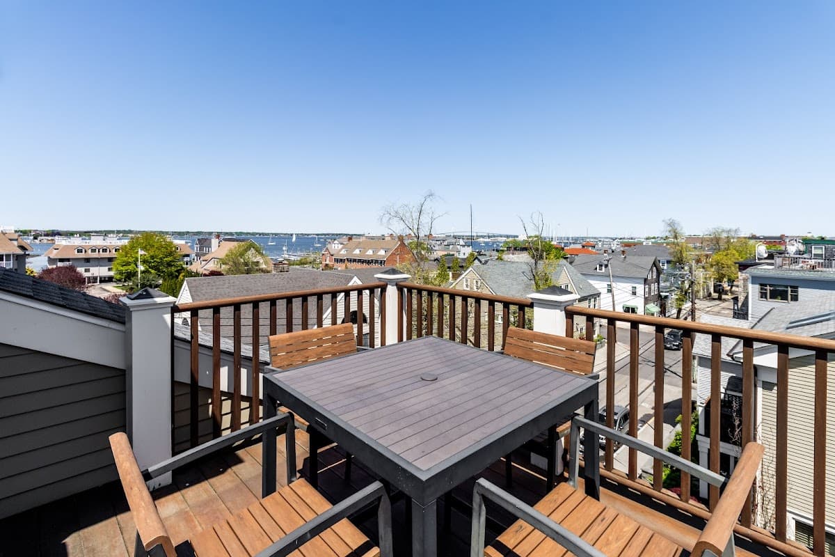 The Newport Lofts | Vacation Rentals