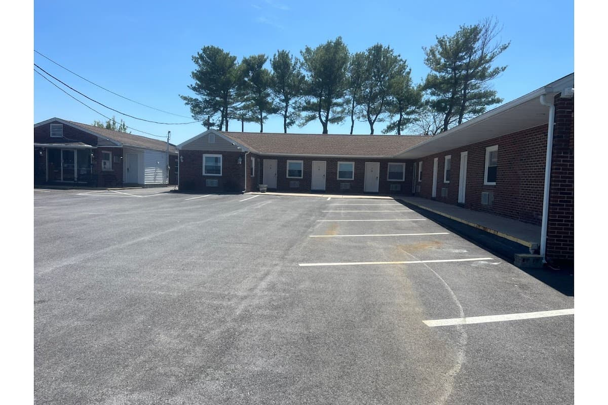 The Lancaster Motel By OYO Ronks near Paradise