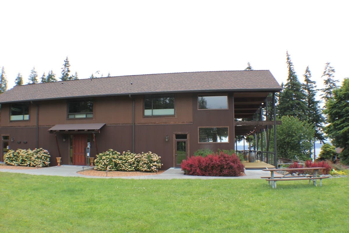 Comforts of Whidbey Winery and B&B