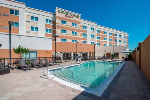 Courtyard by Marriott Columbus