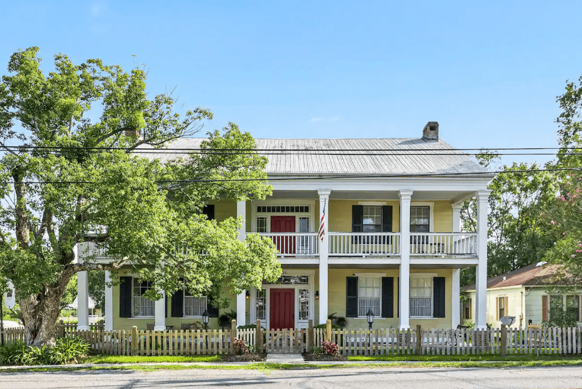 Centerville Steamboat Inn