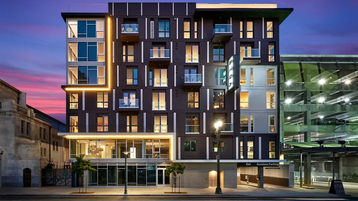 STOA Apartments