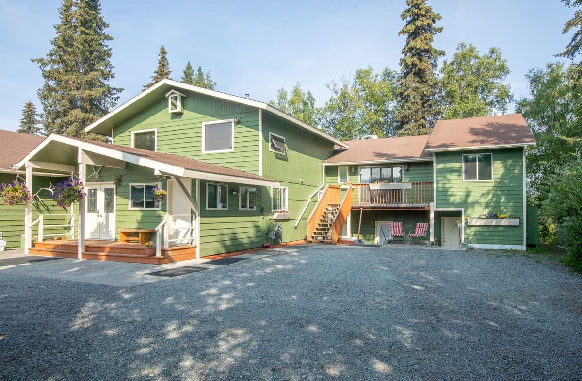 Alaska Fishing Lodge and Soldotna B&B Charters
