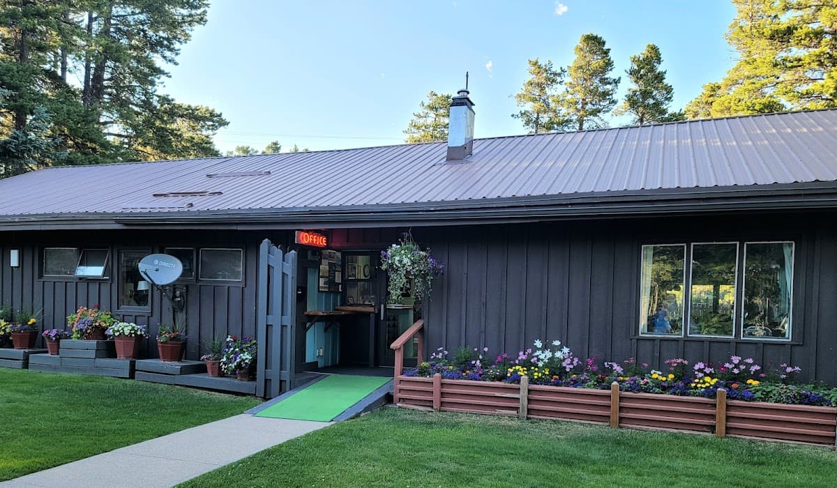 Mountain Pine Motel