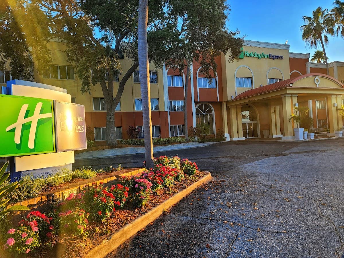 Holiday Inn Express Clearwater East - Icot Center, an IHG Hotel