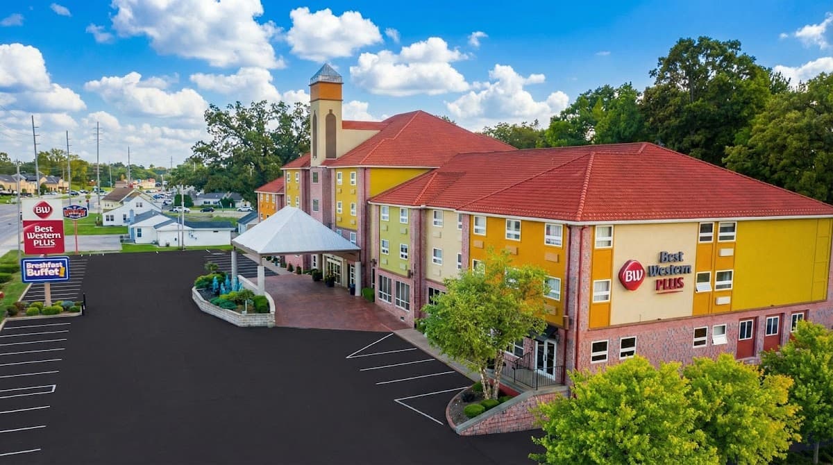Best Western Plus Sandusky Hotel & Suites