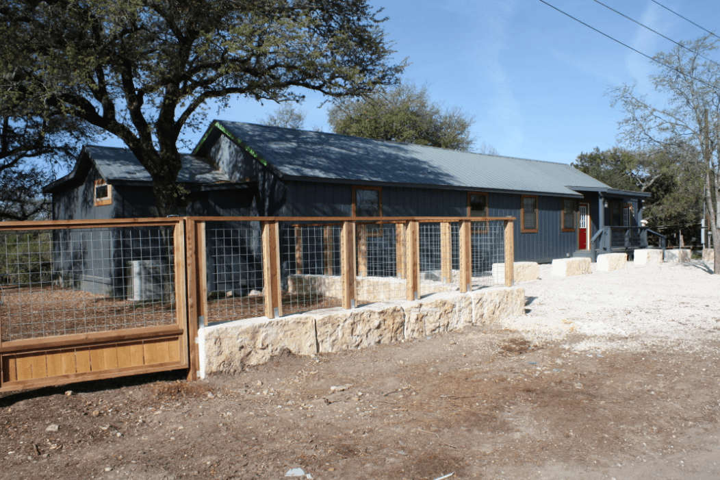 Bandera Box Guesthouse