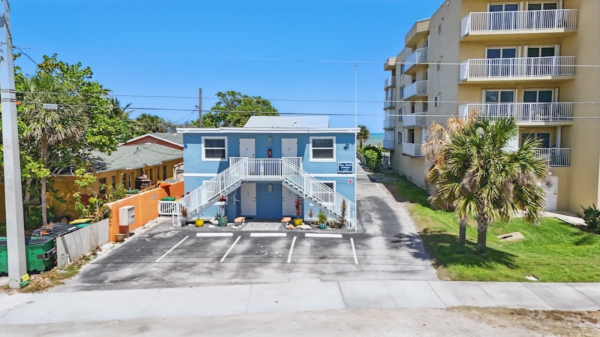 Coco Sands Cottages