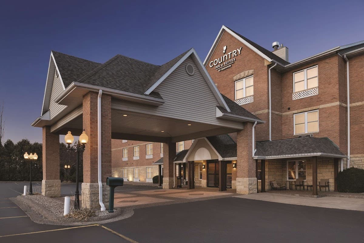 Country Inn & Suites by Radisson, Galena, IL