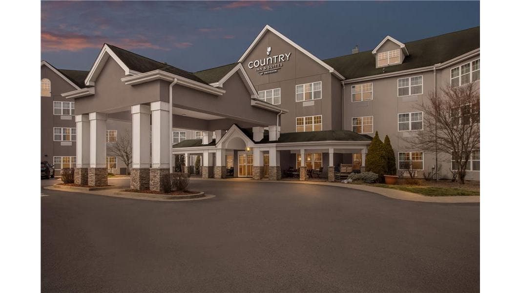 Country Inn & Suites by Radisson, Beckley, WV