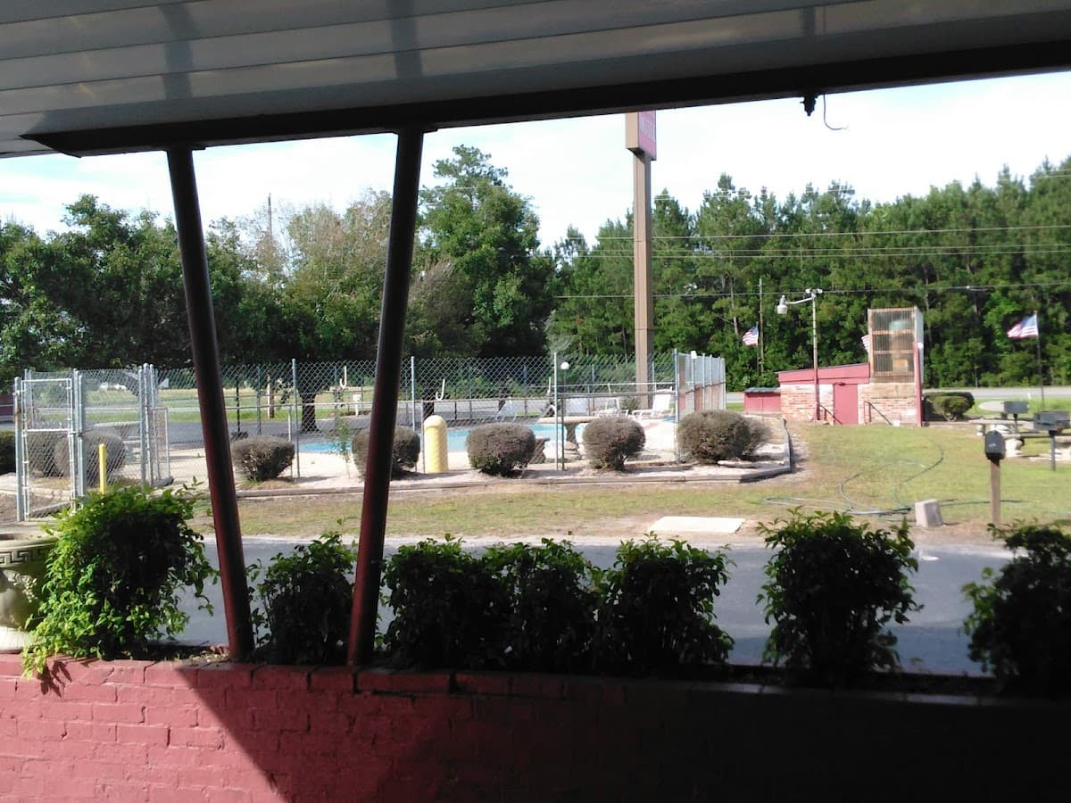 Holiday Motel