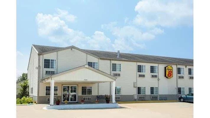Super 8 by Wyndham Sweet Springs