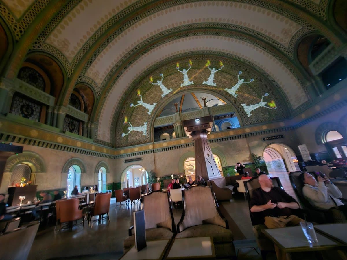 Whispering Arch within Union Station