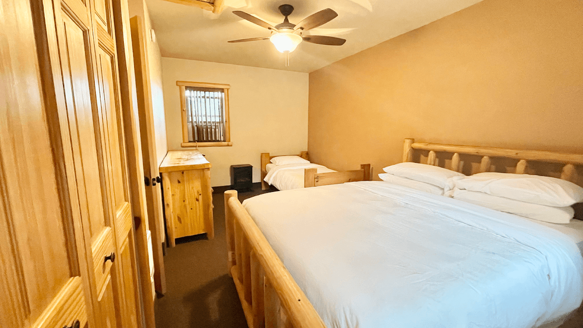 Totem Lodges