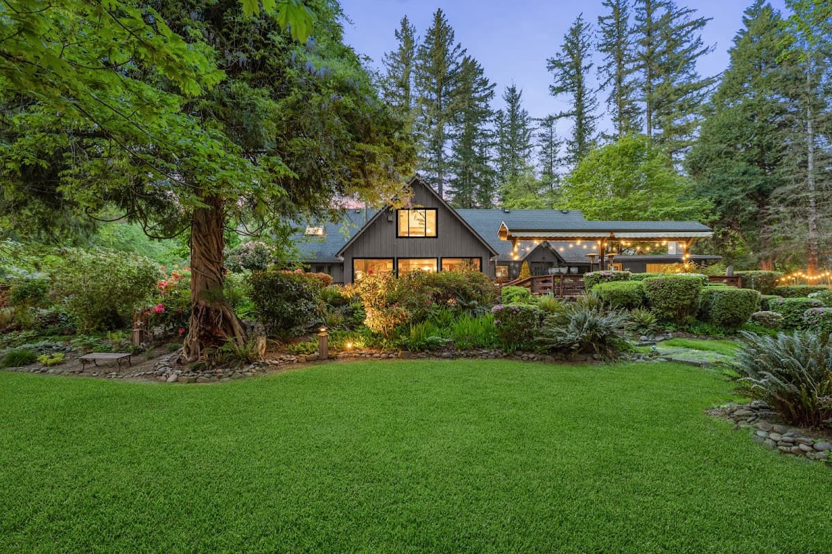 Eagle Rock Lodge